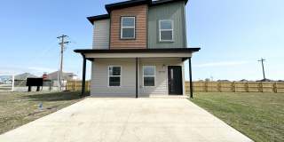 1070 Boardwalk Avenue Gallery 1