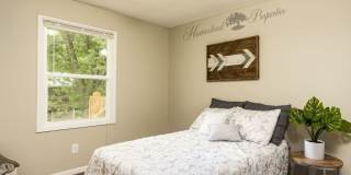 MOVE IN SPECIALS!! Renovated 3 Bedroom, 1.5 Bath Apartment on Greenbriar Circle – Johnson City, TN Gallery 9