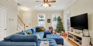 407 East Hull Street Gallery 11