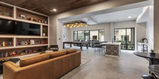 Urban East Apartments Gallery 3