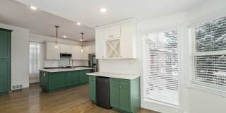 4 Bed 2.5 Bath Available Now in Sloans Lake! Gallery 7