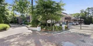 3675 Peachtree Road Northeast 3675 Peachtree Road Northeast Gallery 1