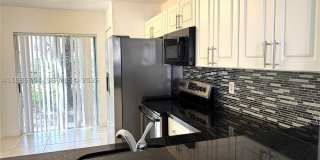 1260 SE 28th Ct Gallery 10