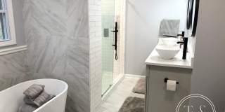 BEAUTIFUL FULLY RENOVATED HOME YOU WON'T WANT TO MISS! Gallery 1