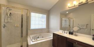 102 LOUNSBURY Place Gallery 11