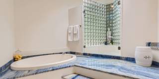 One of a Kind 3 BDR in west Boulder - Live in a Piece of Art Gallery 20