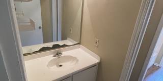 1643 Cedar Lake Drive - C Gallery 8