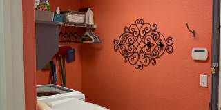 Move in Special- Beautiful Furnished 3 Bedroom/2.5 Bathroom Single Family Home with Flexible Lease terms. Gallery 13