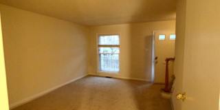 Apply Today! 2 Bedroom - 1.5 Bath condo with garage - heat and hot water included Apply Today! 2 Bedroom - 1.5 Bath condo with garage - heat and hot water included Gallery 6