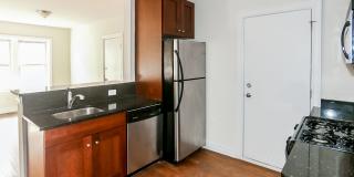 3808 North SHEFFIELD Ave. Apt. Gallery 26