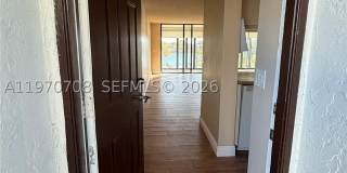 201 Lake Pointe Dr Gallery 3