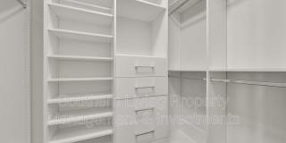 2011 Sharon Ave Gallery 43