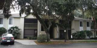 Nice 2nd FL Condo with Screened Balcony Gallery 1
