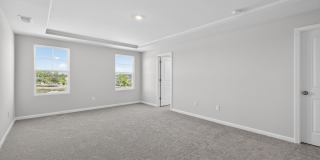 2204 Caen Street Gallery 26