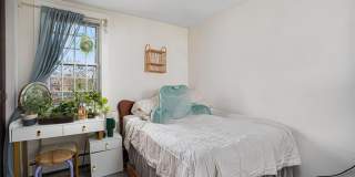 73 Thames Street Gallery 4