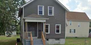 708 E Jefferson Boulevard Gallery 1