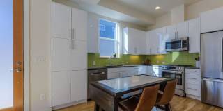 Modern Townhouse in Can't Beat Location - Available 8/1 Modern Townhouse in Can't Beat Location - Available 8/1 Gallery 3