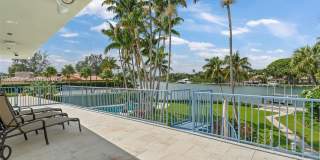 8900 Bay Dr Gallery 4