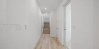 3162 Plaza St Gallery 8