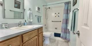 Available monthly Rental  2026 in heart of Sebastian Gallery 24