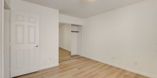 10808 Wallflower Avenue Gallery 47