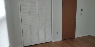 Adorable Townhome Gallery 12