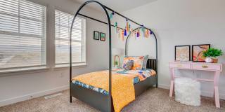 Hamilton Crossing Gallery 18