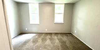 1601 South Linwood Avenue Gallery 2