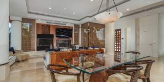 Exquisite Waterfront Gem. Gallery 10