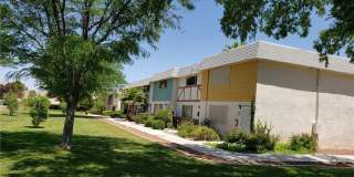 146 Greenbriar Townhouse Way Gallery 1