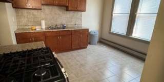 284 Seymour Ave Gallery 10