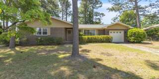 Updated 3 Bedroom, 2 Bath Home – Minutes from Fort Bragg! Gallery 1
