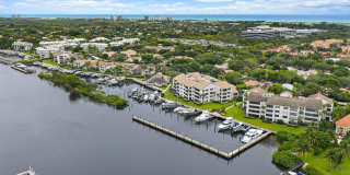 811 Oak Harbour Drive Gallery 34