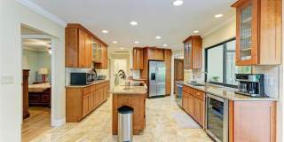 221 LOOKOUT POINT DRIVE Gallery 13