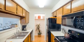 Bridge At Sterling Springs Apartments Gallery 2