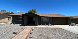 4 BEDROOM HOME CLOSE TO SCHOOLS! Gallery 1