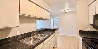 512 Thorncliff DR Gallery 10