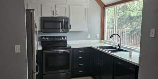 22222 Southwest Mandan Drive Gallery 1