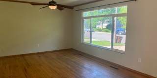 Home with Tons of Space!! Gallery 3