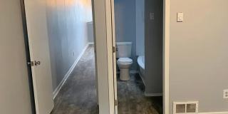 Spacious 3-Bed Townhome with Private Yard & Garage Gallery 12