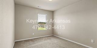 Beautiful home Located in desirable west Fayetteville neighborhood with playground Gallery 26