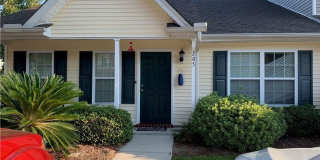 Cute, Convenient Townhome! Gallery 11