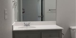200 Lowes Boulevard Gallery 29
