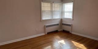 661 Grape St Street Gallery 8