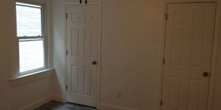 Stunning Renovation - South Side Flats Gallery 11