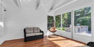 Welcome to this SUMMER PARADISE! Gallery 30