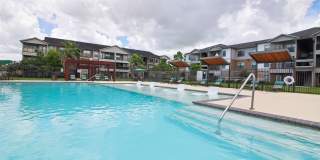 Crenshaw Grand Apartments Gallery 41