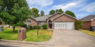 Available Now! Stunning 4 Bed 2 Bath Home in Flint, Tx! Whitehouse ISD! Gallery 1
