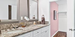 42430 Adams Street Gallery 14