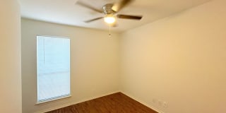 Great, well-maintained single-story duplex tucked away on a quiet cul-de-sac! Gallery 24